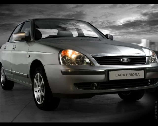Lada 2170 Priora sedan — 12