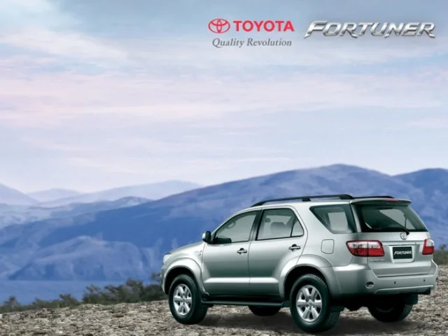 Toyota Fortuner (Тойота Фортунер) внедорожник — 8