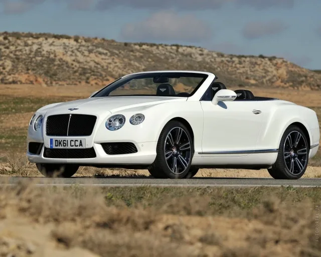 Bentley Continental GTC convertible — 8
