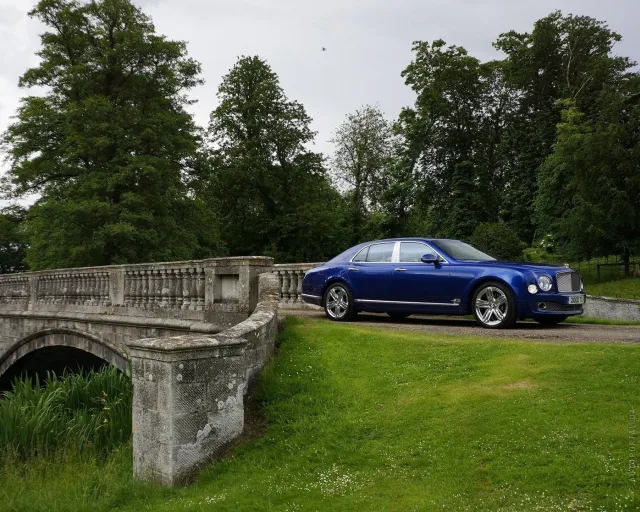 Bentley Mulsanne 6.8 AT ​Extended Wheelbase — 10