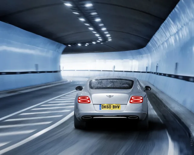 Bentley Continental GT 2011 (Бентли Континенталь ГТ) купе — 14