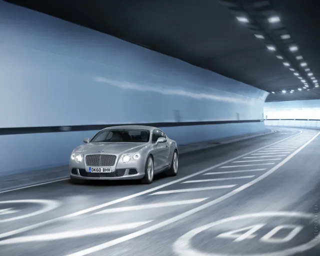 Bentley Continental GT 2011 (Бентли Континенталь ГТ) купе — 22