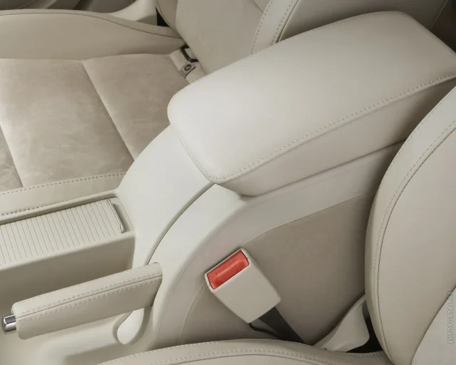 Skoda Superb 2.0D AT Elegance — 4