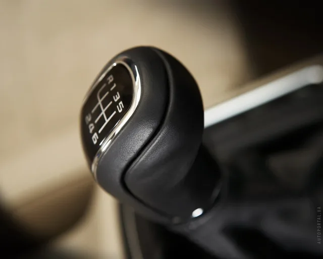 Skoda Superb 2.0D AT Elegance — 5