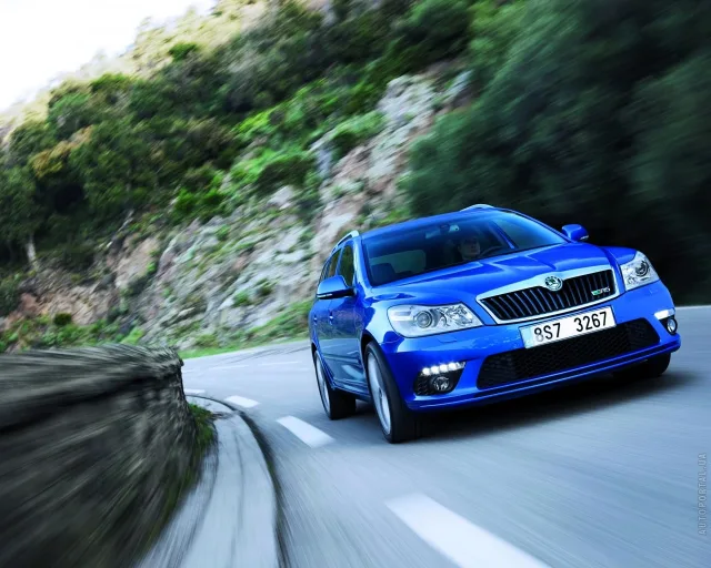 Skoda Octavia Combi RS універсал — 6