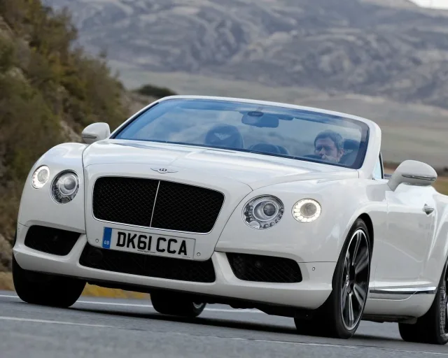 Bentley Continental GTC convertible — 23