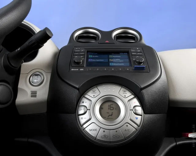 Nissan Micra 1.2 AT Tekna — 5