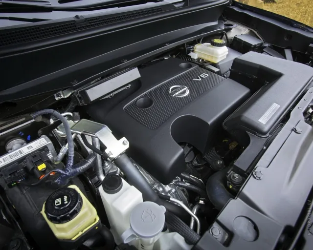 Nissan Pathfinder позашляховик — 11