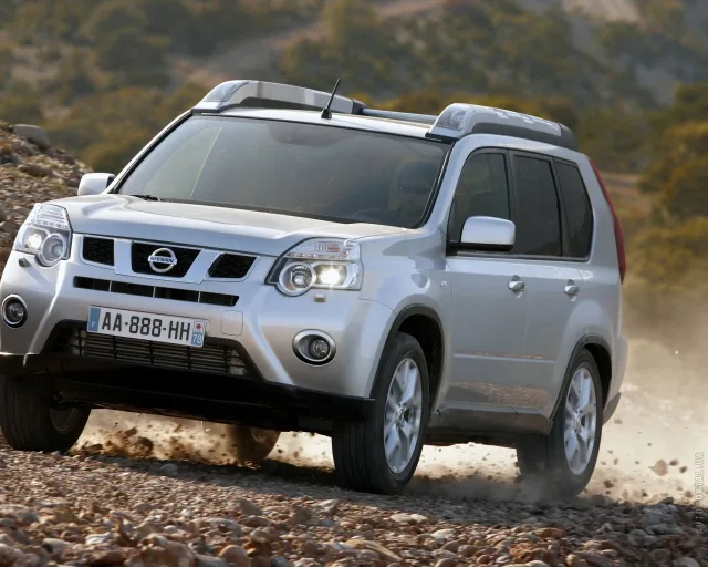 Nissan X-Trail 2.5 AT LE-DE — 7