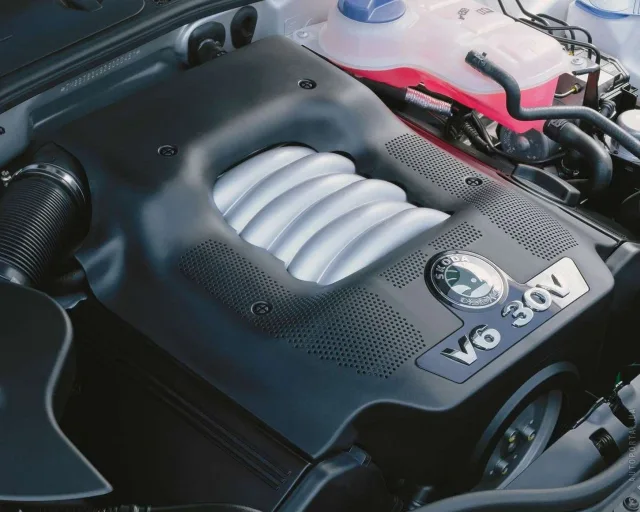 Skoda Superb 2001 (Шкода Суперб) седан — 5