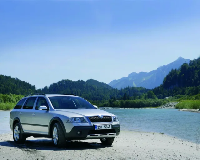 Skoda Octavia A5 Combi Scout 2007 station wagon — 10