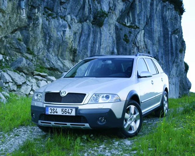 Skoda Octavia A5 Combi Scout 2007 station wagon — 11