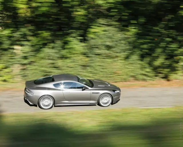 Aston Martin DBS 5.9 MT — 19