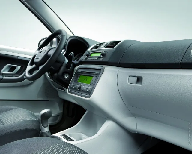 Skoda Fabia Scout 2008 універсал — 2