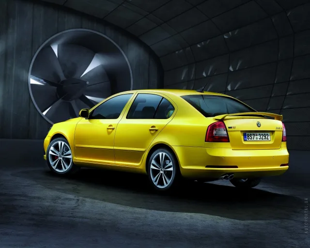 Skoda Octavia RS хетчбек — 5
