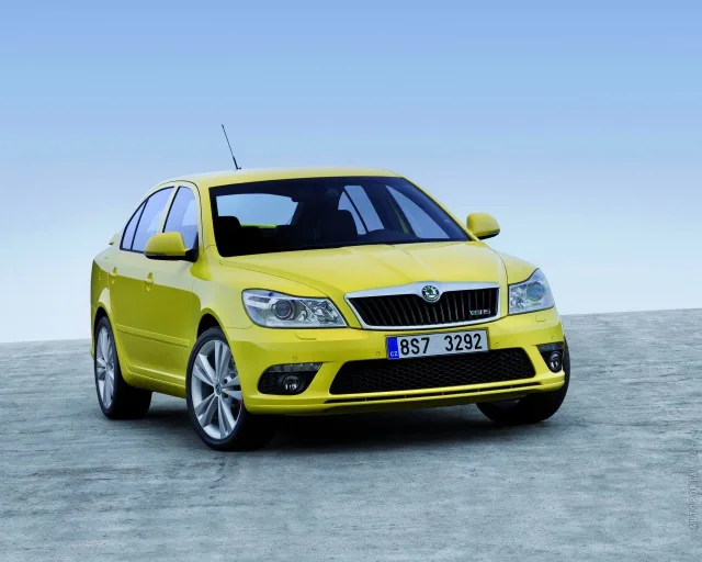 Skoda Octavia RS хетчбек — 14