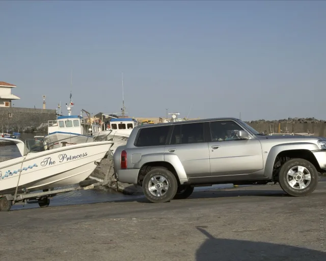 Nissan Patrol 2004 позашляховик — 9