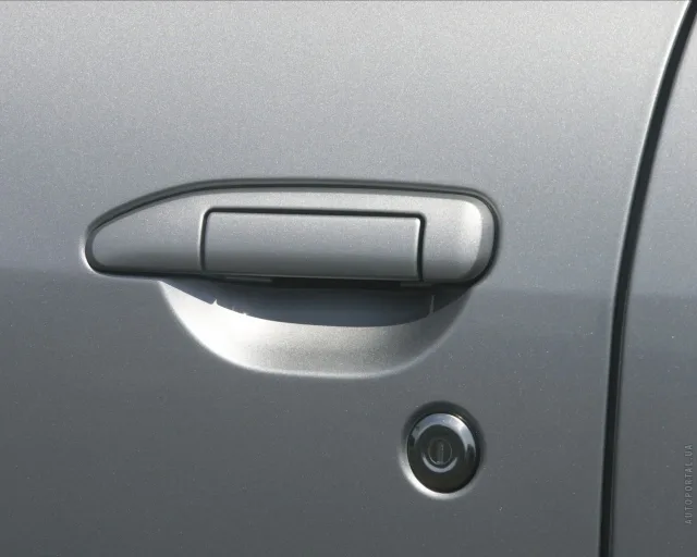 Nissan Patrol 2004 позашляховик — 17