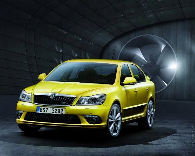 Skoda Octavia RS хетчбек — 11