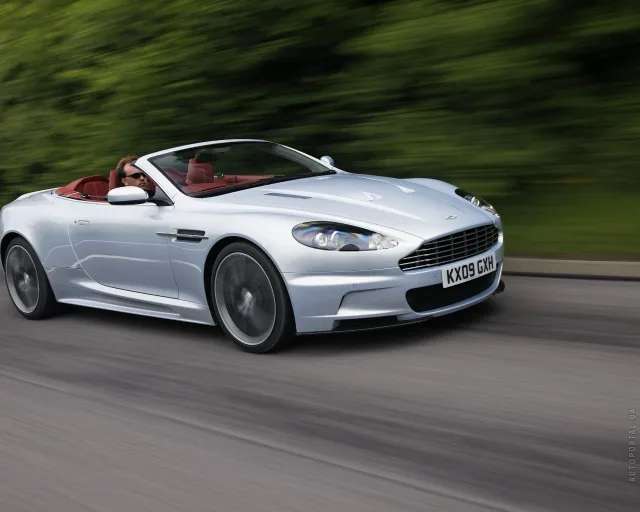Aston Martin DBS Volante convertible — 9