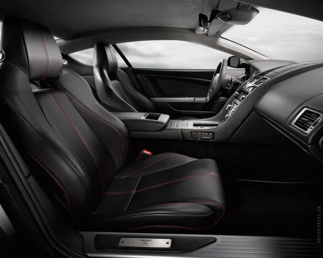 Aston Martin DB9 (Астон Мартин ДБ9) купе — 3