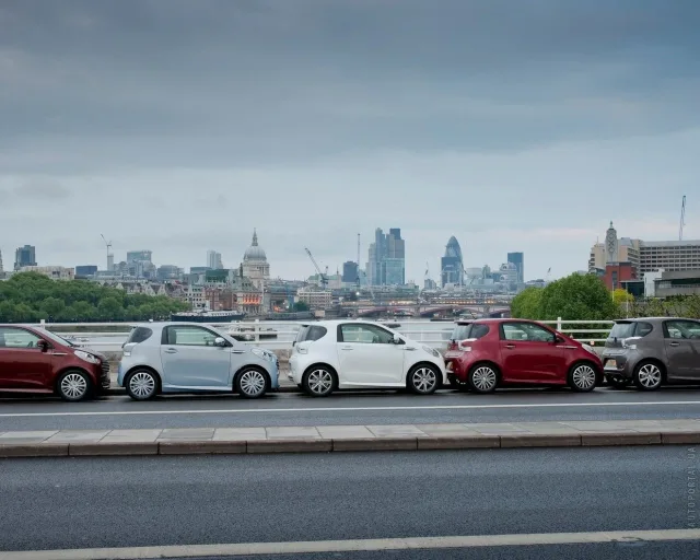 Aston Martin Cygnet 3-door hatchback — 8