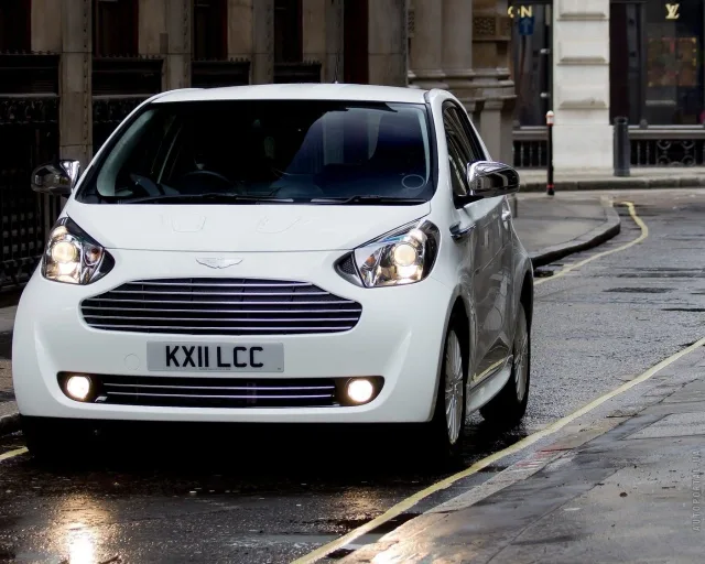 Aston Martin Cygnet 3-door hatchback — 16