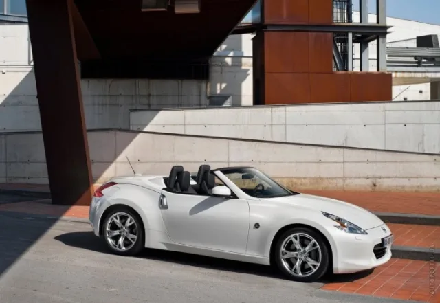 Nissan 370Z Roadster кабріолет — 7