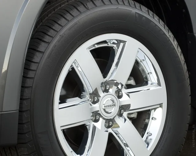 Nissan Armada позашляховик — 24