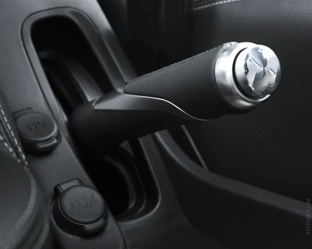 Citroen C3 1.4 MT Attraction — 23