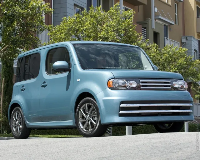 Nissan Cube мікроавтобус — 22
