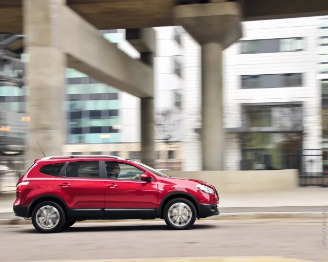 Nissan Qashqai+2 2.0 MT XE — 24