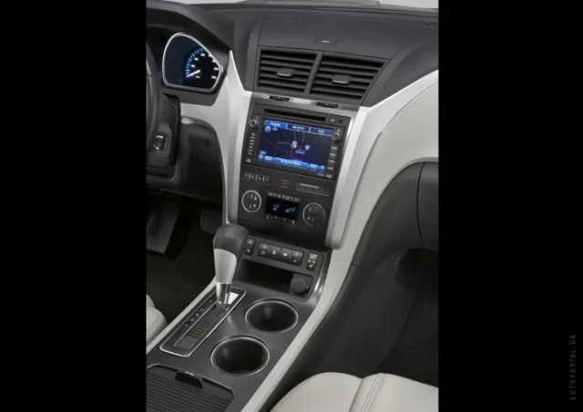 Chevrolet Traverse 3.6 AT 2LT — 7