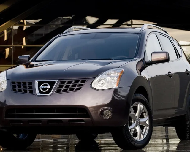 Nissan Rogue 2.5 AT — 11