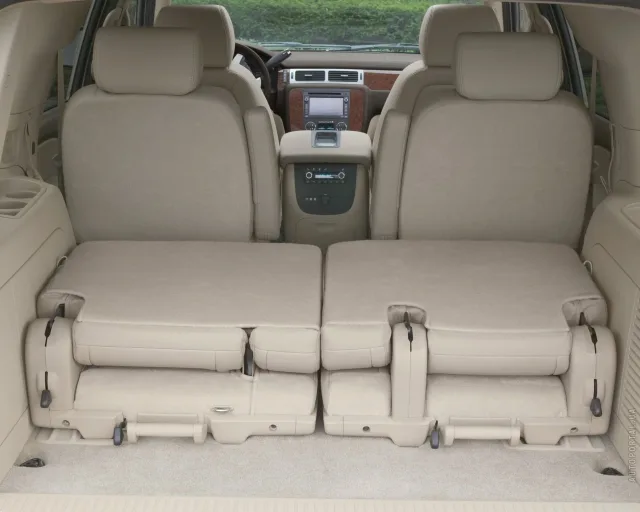 Chevrolet Tahoe 2008 (Шевроле Тахо) внедорожник — 3