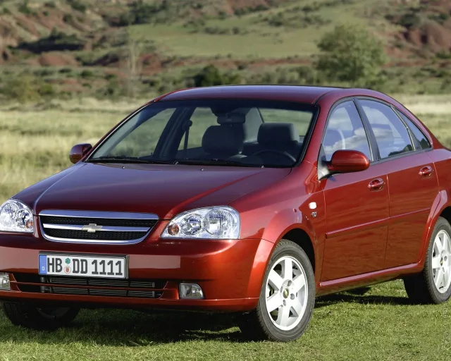 Chevrolet Lacetti (Шевроле Лачетти) cедан — 10