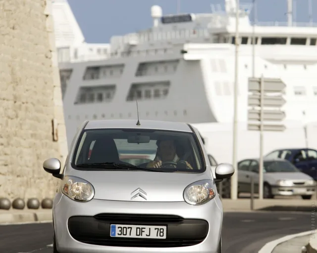 Citroen C1 2005 3-дверний хетчбек — 23