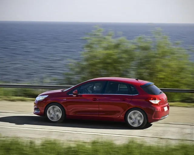 Citroen C4 1.6D MT Attraction — 5