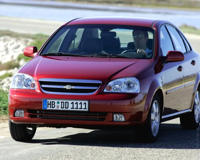 Chevrolet Lacetti (Шевроле Лачетти) cедан — 17