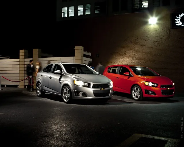 Chevrolet Aveo 2012 (Шевроле Авео) 5-ти дверный хэтчбек — 22