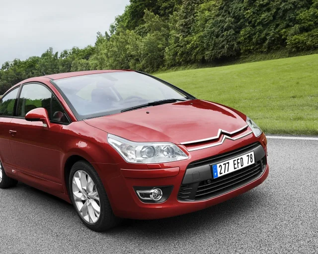 Citroen C4 купе — 12