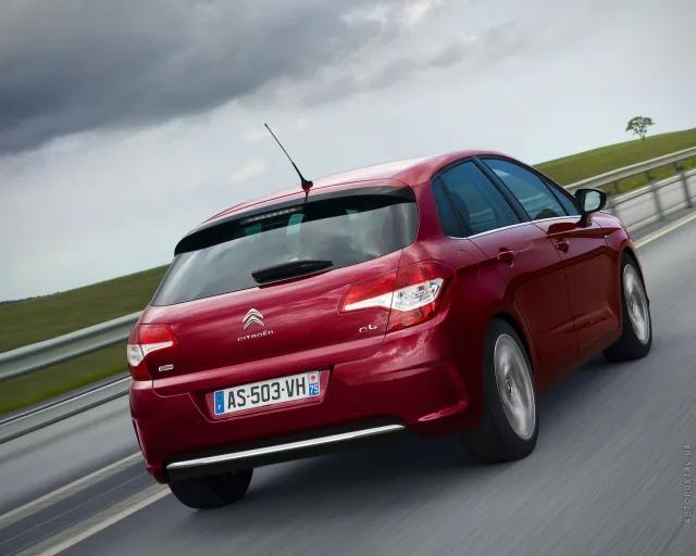 Citroen C4 1.6D MT Attraction — 4