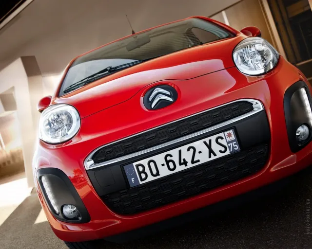 Citroen C1 3d 1.0i AT Tendance — 6