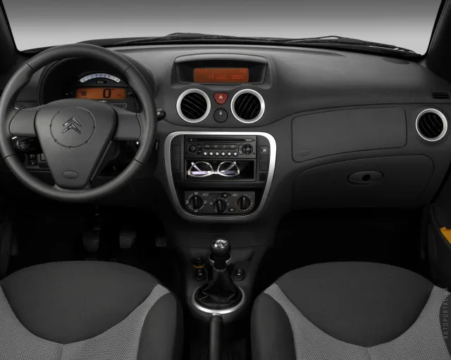 Citroen C3 Pluriel convertible — 2