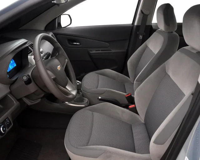 Chevrolet Cobalt 1.5 AT LT — 5