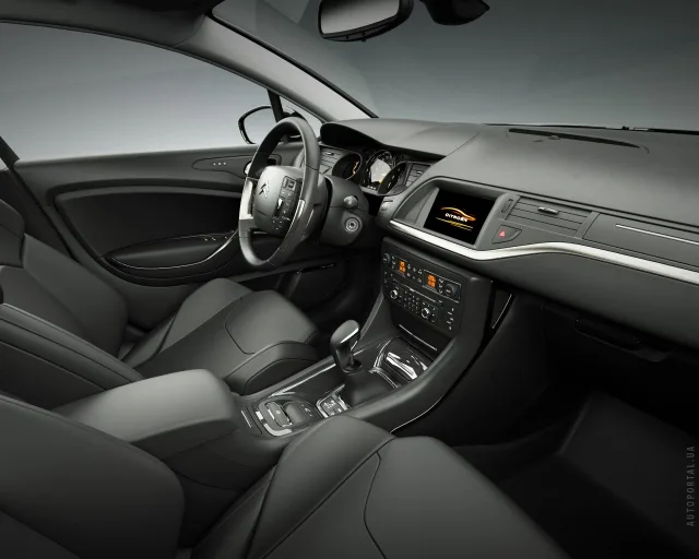 Citroen C5 седан — 12