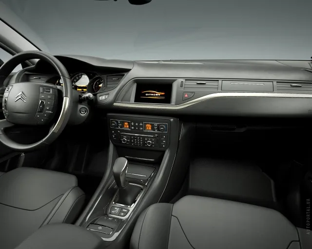 Citroen C5 седан — 19
