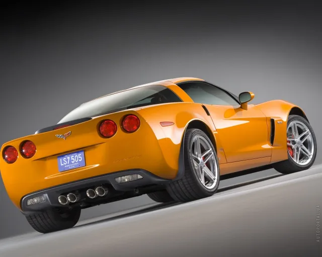 Chevrolet Corvette C6 спорткар — 20