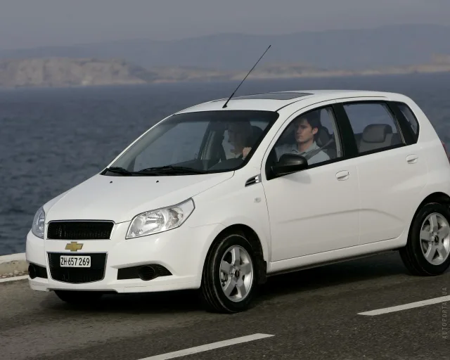 Chevrolet Aveo (Шевроле Авео) 5-ти дверный хэтчбек — 9