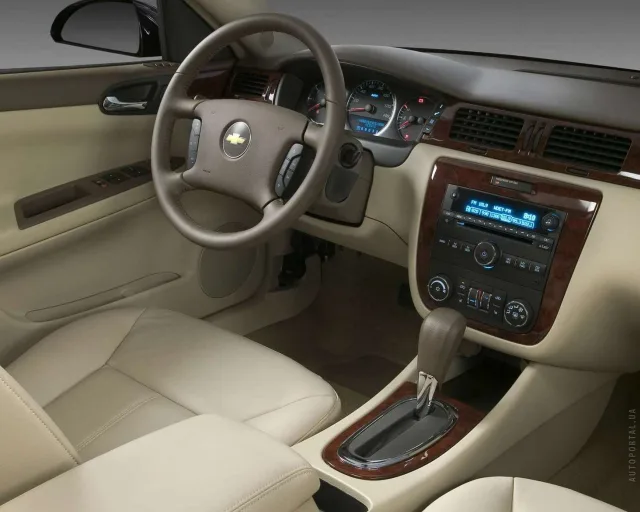 Chevrolet Impala 2005 sedan — 4
